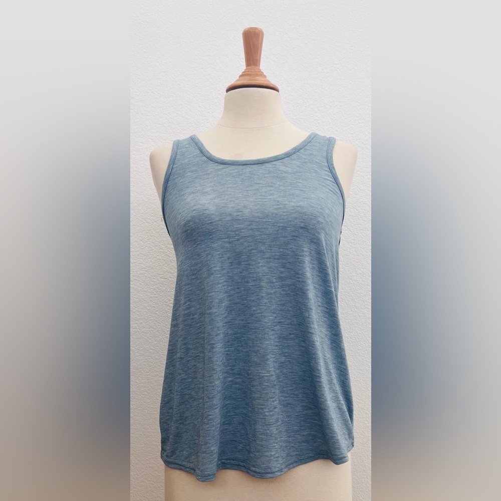 Sherpa Adventure Gear Women's SP Blue Antimicrobial Asha Tank‎ Top.